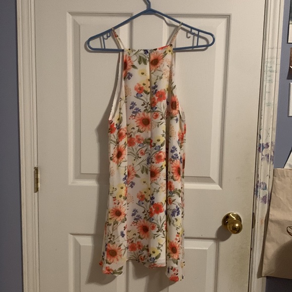 Forever 21 Floral Dress - Picture 2 of 3
